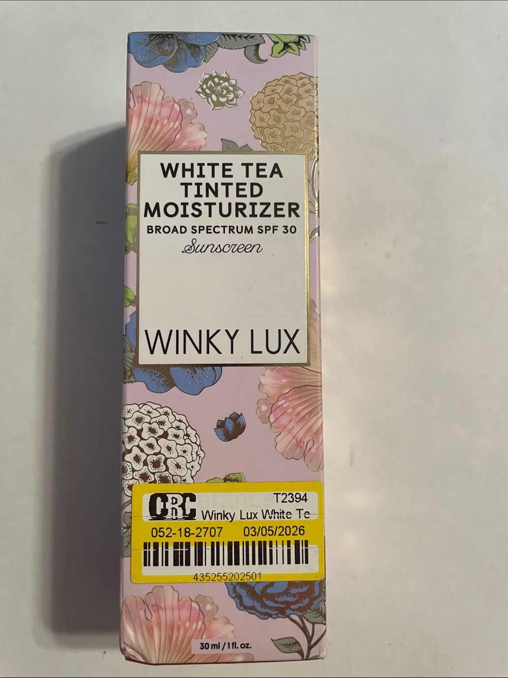 WINKY LUX Pink Floral White Tea Tinted Moisturizer